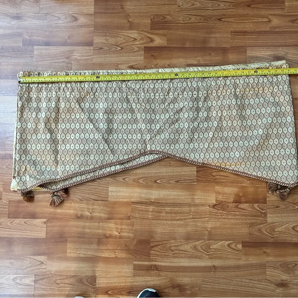 Curtain Valance Gold and Red